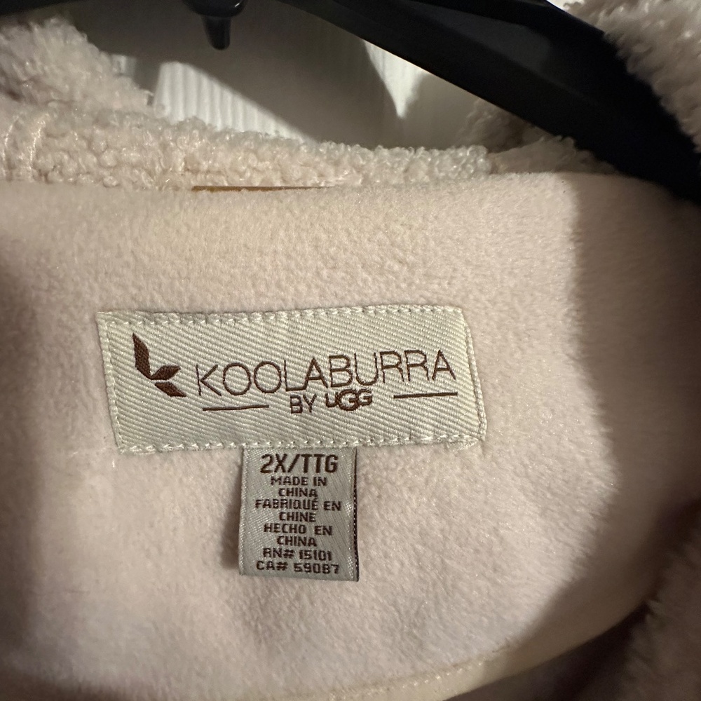 Ugg (Koolaburra by Ugg) Hooded Coat - Picture 3 of 5